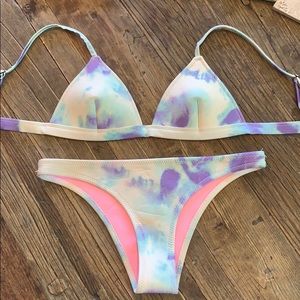 Triangl Bikini Set